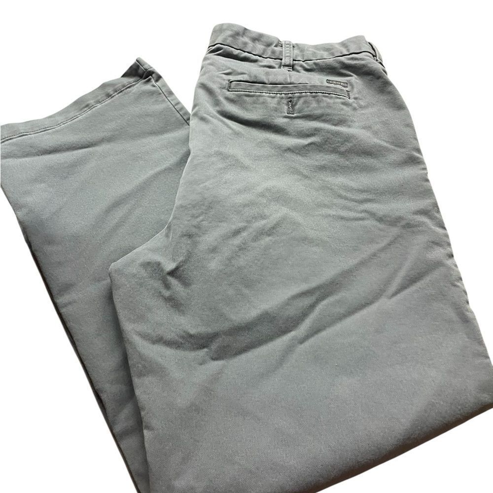 Izod size 38x34 Men's Gray Pants great condition